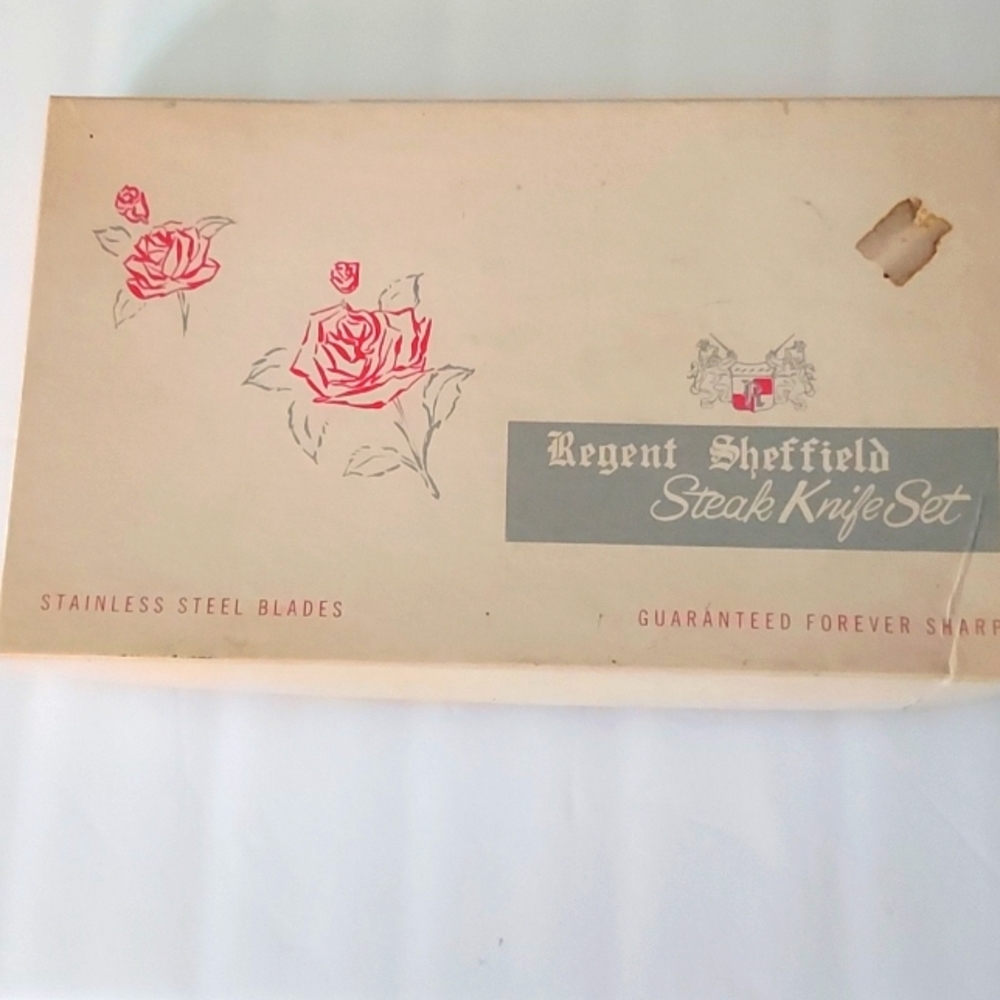 Vintage Regent Sheffield Steak Knife Set